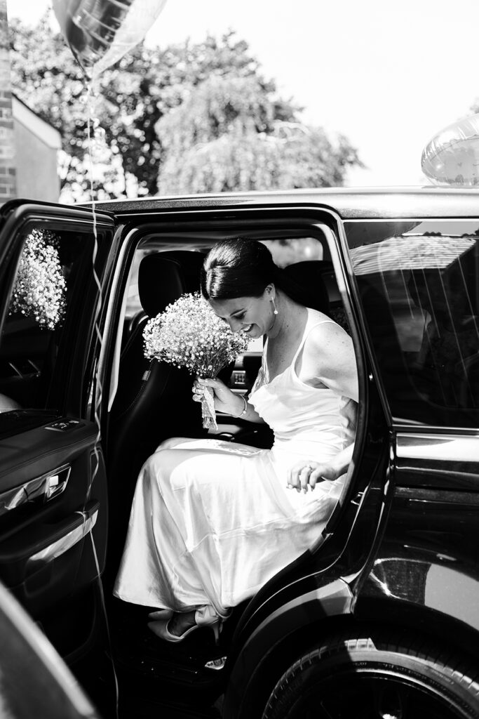 bride coming out of car